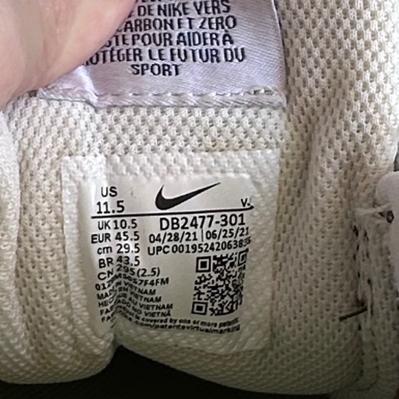 Nike Crater Impact Low Top Mens Running Shoes - Picture 2 of 6